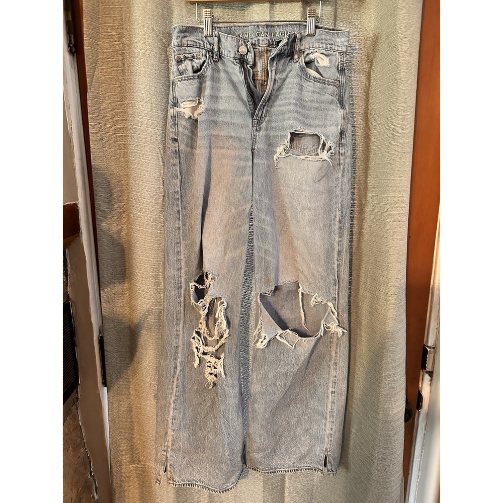 American Eagle Baggy Wide Leg Jeans Size 00 Super High Rise Destroyed Light Wash
